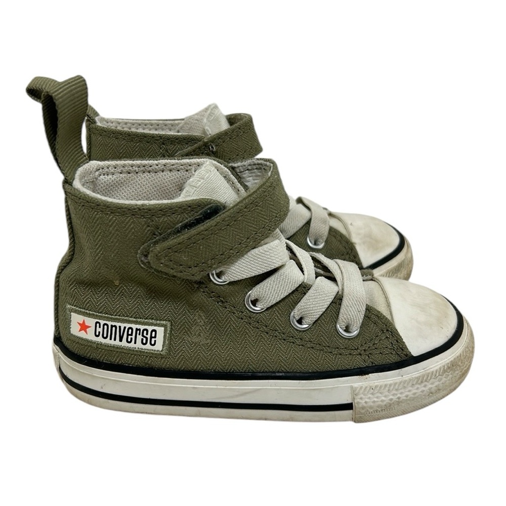 Converse Chuck Taylor Hi Top Sneakers Shoes Girls Boys size Infant US 6 EUR 22